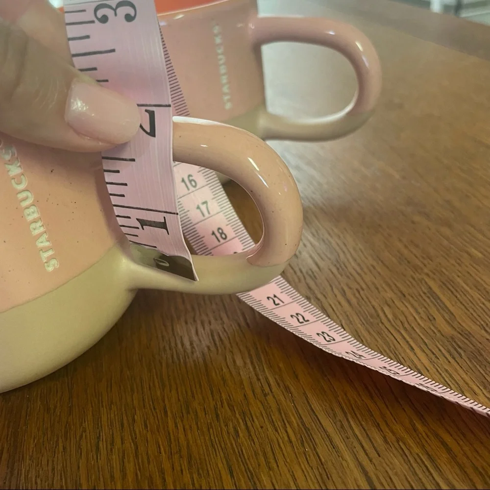 Set of 2 Starbucks‎ 12oz mugs
